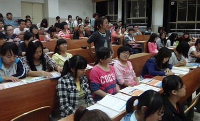 TESOL國際英語教師職業(yè)資格認(rèn)證走進(jìn)濟(jì)南大學(xué)，賦能英語教育專業(yè)發(fā)展